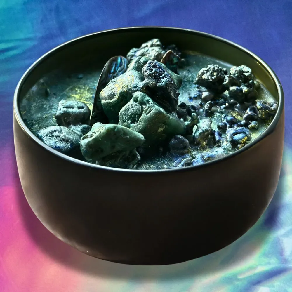 Sea Serpent's Kiss Luxury Wickless Candle: Cedar Amber Musk Scent